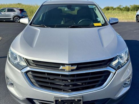 Used 2018 Chevrolet Equinox LT FWD image 8