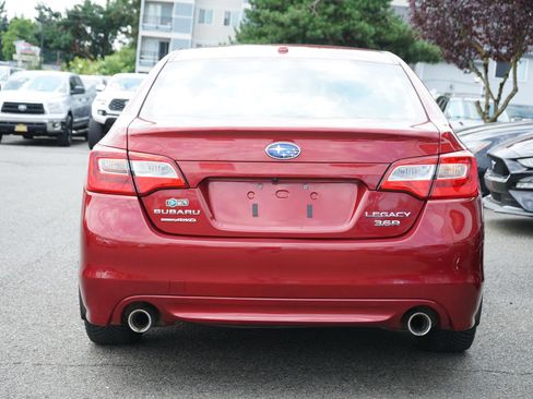 Used 2015 Subaru Legacy 3.6R Limited AWD/4WD image 4