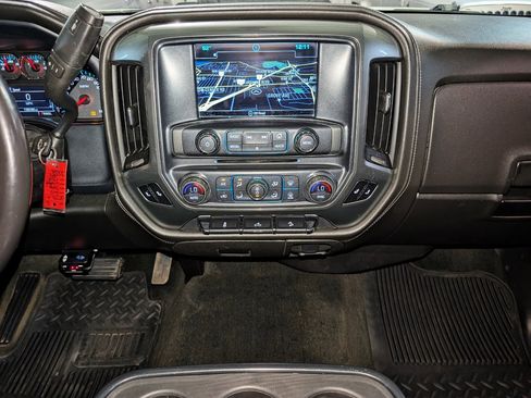 Used 2017 Chevrolet Silverado 1500 LTZ Z71 image 34