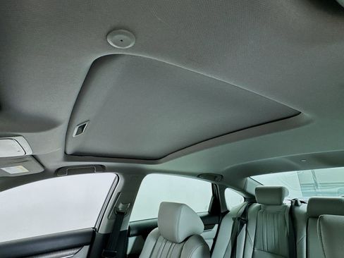 Used 2018 Honda Accord EX-L image 17