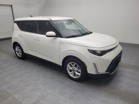 Used 2024 Kia Soul LX w/ Option Group 015 image 11