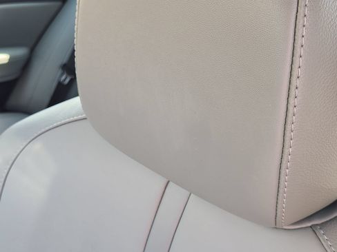 Used 2022 Toyota Avalon XLE FWD image 15