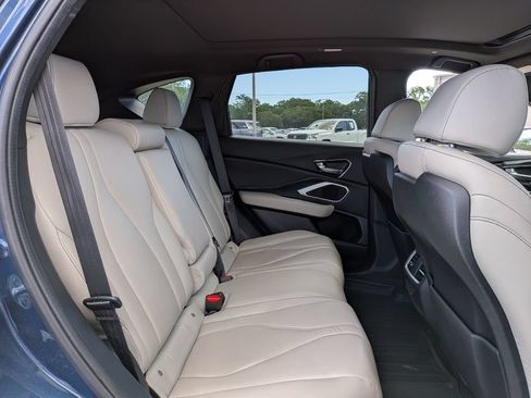Used 2025 Acura RDX SH-AWD image 30
