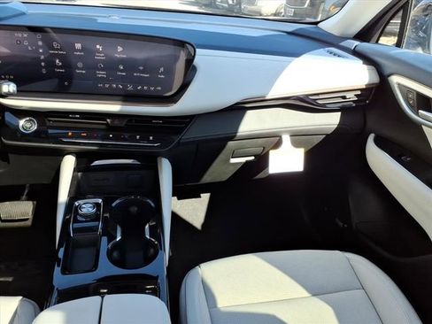 New 2026 Buick Envision Avenir image 18