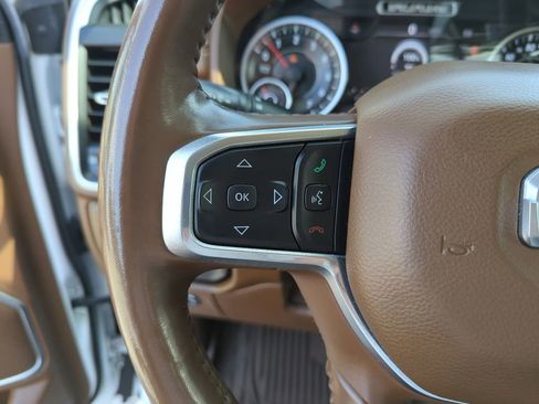 Used 2019 RAM 1500 Laramie image 22