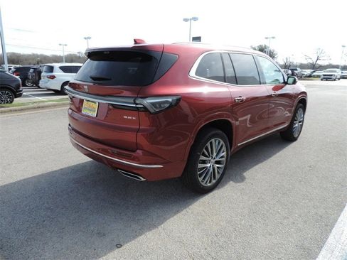 New 2026 Buick Enclave Avenir image 5