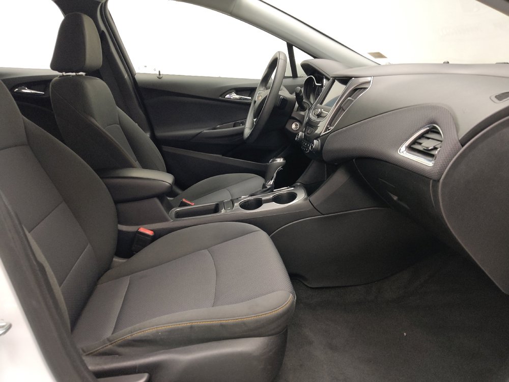 Used 2019 Chevrolet Cruze LS w/ LS Convenience Package FWD image 21