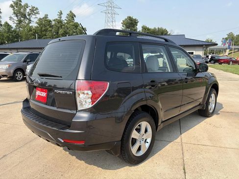 Used 2012 Subaru Forester 2.5X w/ Popular Pkg 3 AWD/4WD image 8