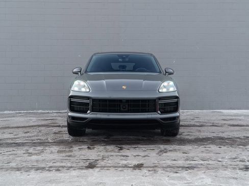 Certified 2020 Porsche Cayenne Turbo S image 10