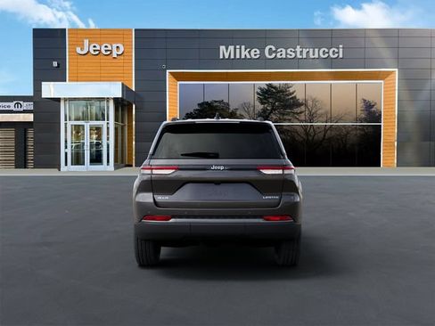 New 2026 Jeep Grand Cherokee Limited w/ Limited Altitude Package AWD/4WD image 7