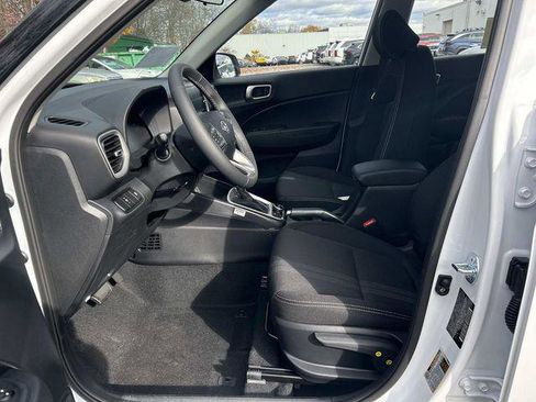 New 2026 Hyundai Venue SEL image 5