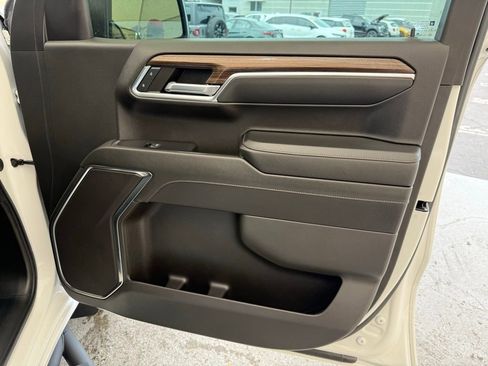 Used 2024 Chevrolet Silverado 1500 RST image 14