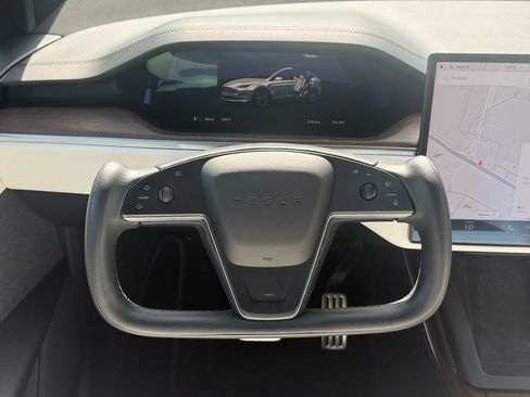 Used 2022 Tesla Model X AWD/4WD image 15