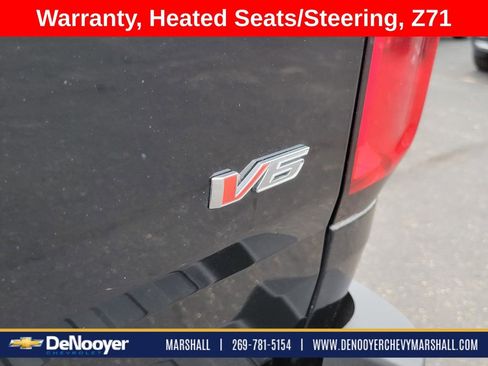 Used 2022 Chevrolet Colorado Z71 w/ Z71 Midnight Edition image 24