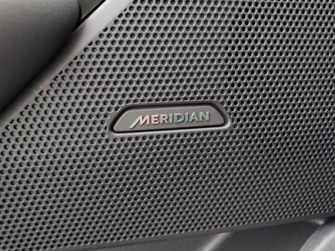 New 2026 Land Rover Range Rover Velar Dynamic SE image 20