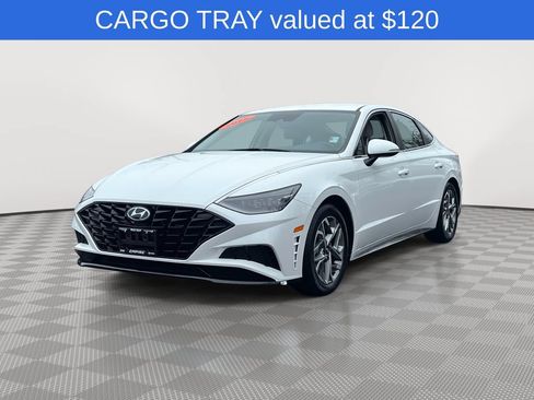 Used 2023 Hyundai Sonata SEL FWD image 3