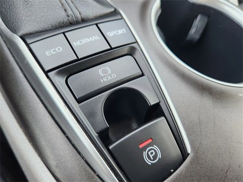 Used 2023 Toyota Camry LE image 25