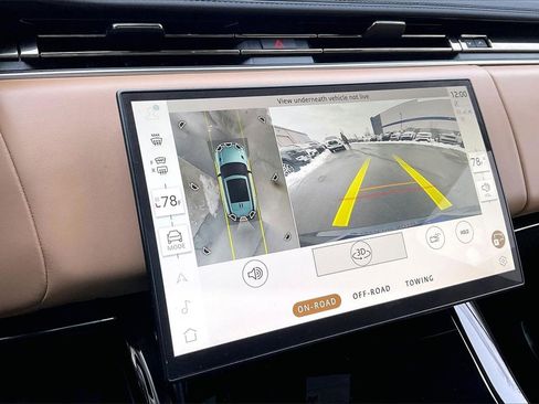 Used 2024 Land Rover Range Rover Sport SE image 14