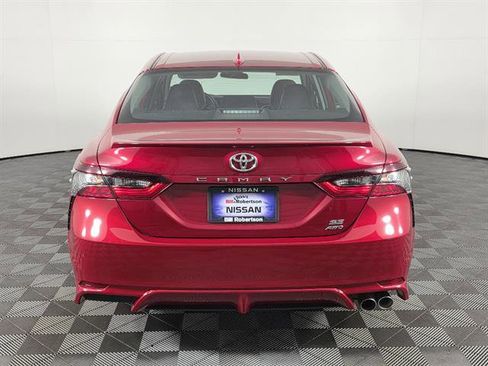 Used 2022 Toyota Camry SE w/ Cold Weather Package AWD/4WD image 5