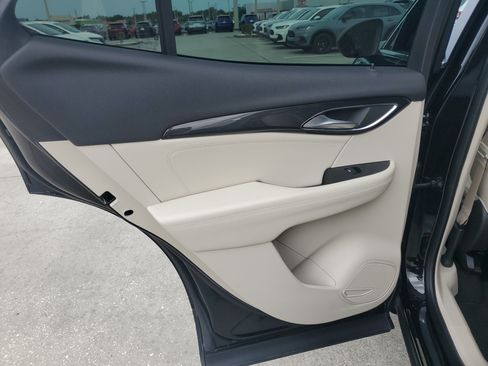 Used 2021 Buick Envision Essence FWD image 14
