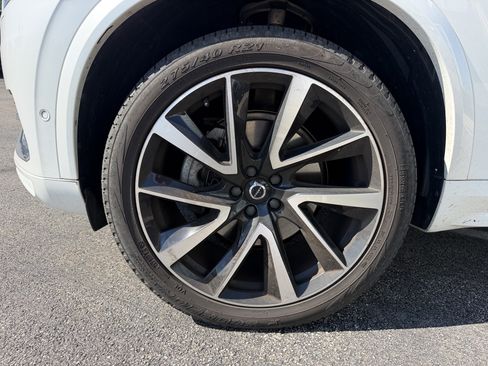 Used 2023 Volvo XC90 B6 Plus w/ Protection Package Premier AWD/4WD image 12