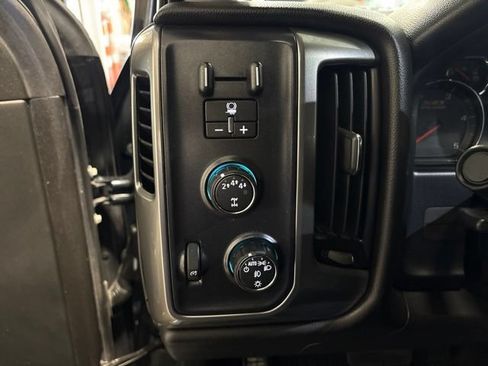 Used 2019 Chevrolet Silverado 2500 LT w/ LT Convenience Package AWD/4WD image 14