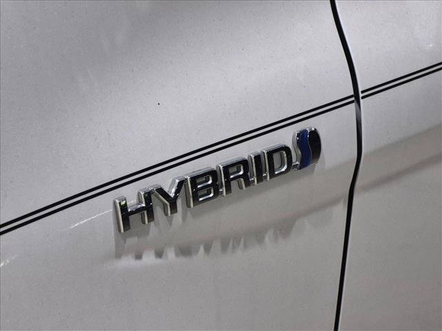 Used 2020 Toyota Camry XLE FWD image 7