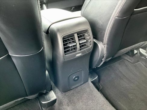 Used 2024 Ford Escape ST-Line AWD/4WD image 13