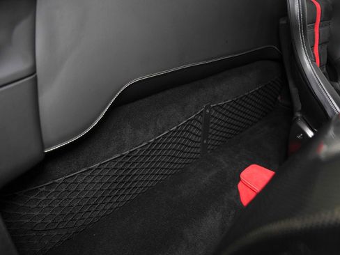 Used 2021 Ferrari F8 Tributo RWD image 39