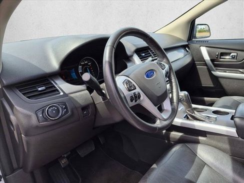 Used 2013 Ford Edge SEL FWD image 10