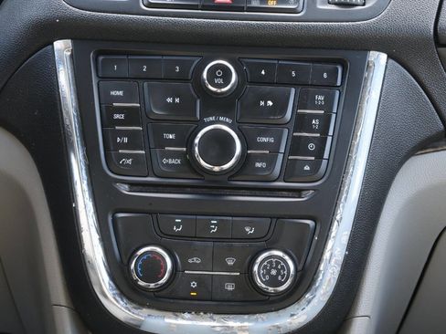 Used 2015 Buick Encore FWD image 21