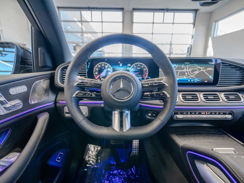 New 2026 Mercedes-Benz GLS 450 GLS 450 image 9
