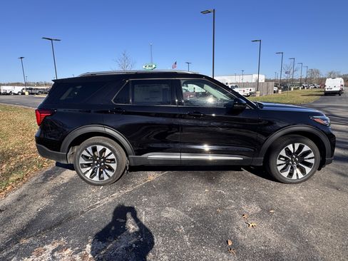 New 2026 Ford Explorer Platinum w/ LUX Leather Package image 5