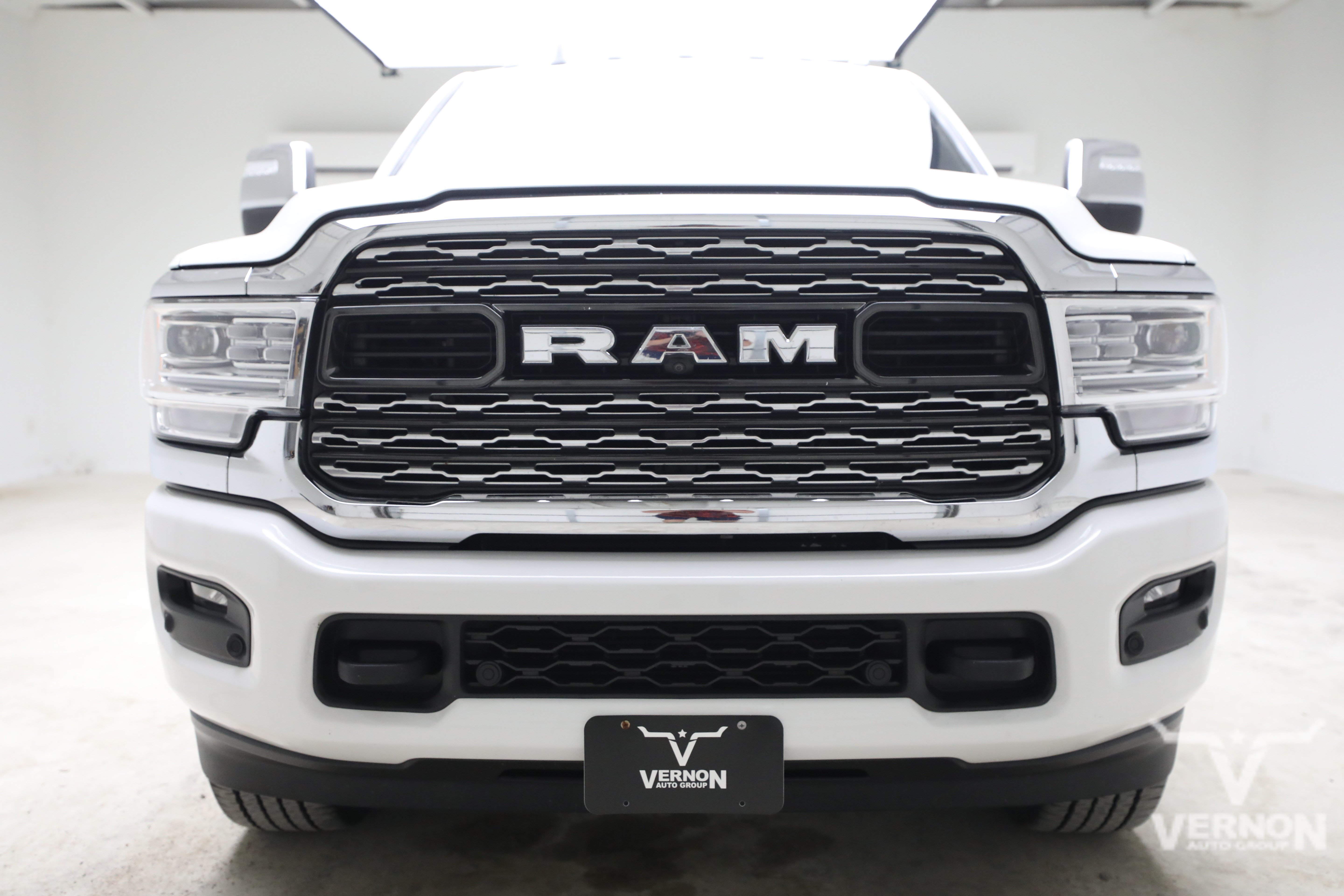 Used 2024 RAM 2500 Limited AWD/4WD image 8