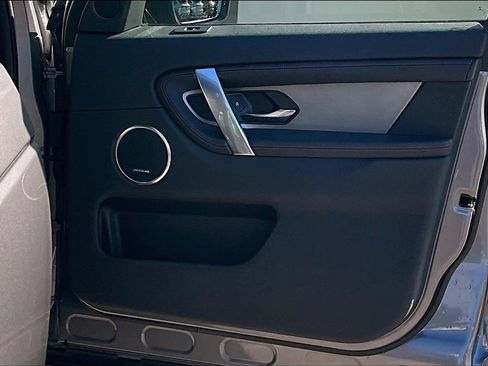 Used 2022 Land Rover Discovery Sport S R-Dynamic image 24