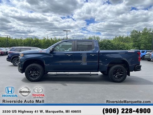 Used 2021 Chevrolet Silverado 1500 Custom Trail Boss AWD/4WD image 4