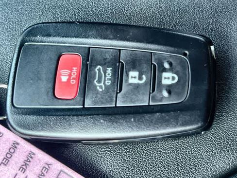 Used 2023 Toyota Highlander XSE image 21