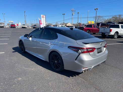 Used 2023 Toyota Camry XSE image 14