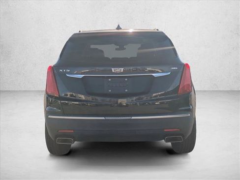 Used 2018 Cadillac XT5 Luxury w/ Driver Awareness Package image 4
