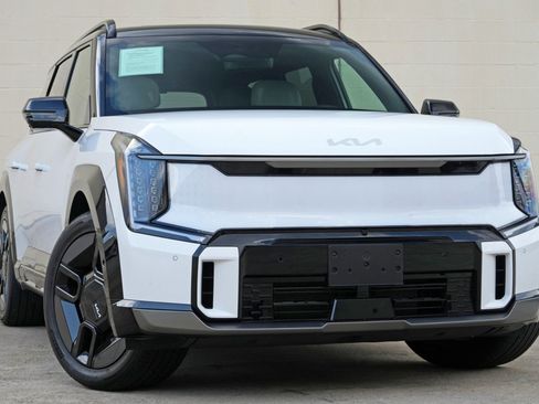 Used 2026 Kia EV9 GT-Line AWD/4WD image 4