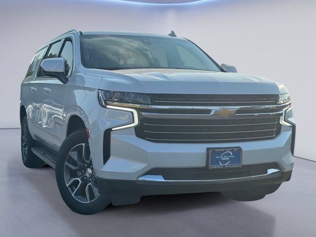Used 2021 Chevrolet Suburban LT w/ Rear Media and Nav Package RWD image 1