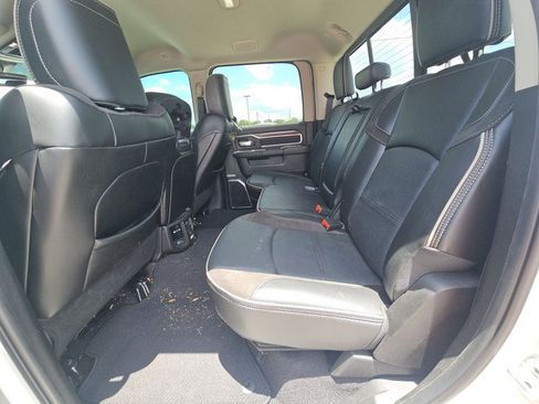 Used 2024 RAM 2500 Laramie w/ Safety Group AWD/4WD image 9