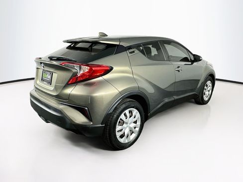 Used 2021 Toyota C-HR LE FWD image 9