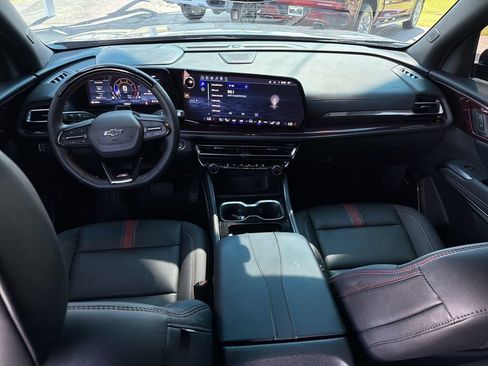Used 2026 Chevrolet Traverse RS w/ LPO, Floor Liner Package FWD image 28
