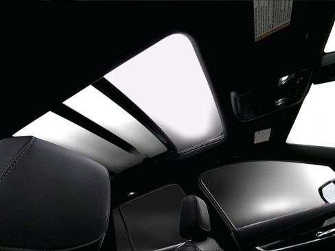 Certified 2024 Cadillac XT6 Premium Luxury w/ Technology Package image 17