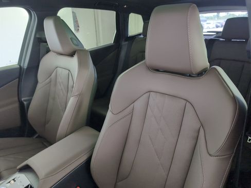 Used 2025 BMW X3 xDrive30i w/ Premium Package image 22