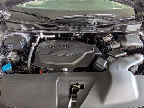 New 2026 Honda Odyssey Touring image 18