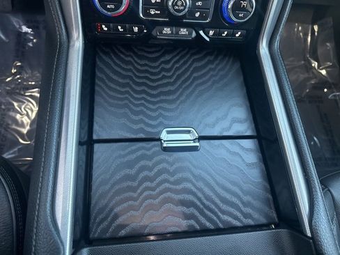 Used 2024 GMC Yukon XL Denali w/ Denali Reserve Package image 20