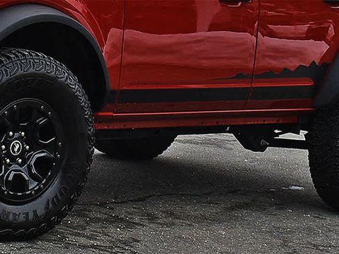 Used 2023 Ford Bronco Wildtrak image 40