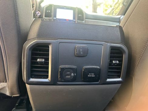 Used 2021 Ford F250 XLT w/ XLT Premium Package AWD/4WD image 22